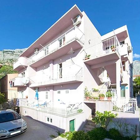 Apartments Dragan Baška Voda エクステリア 写真