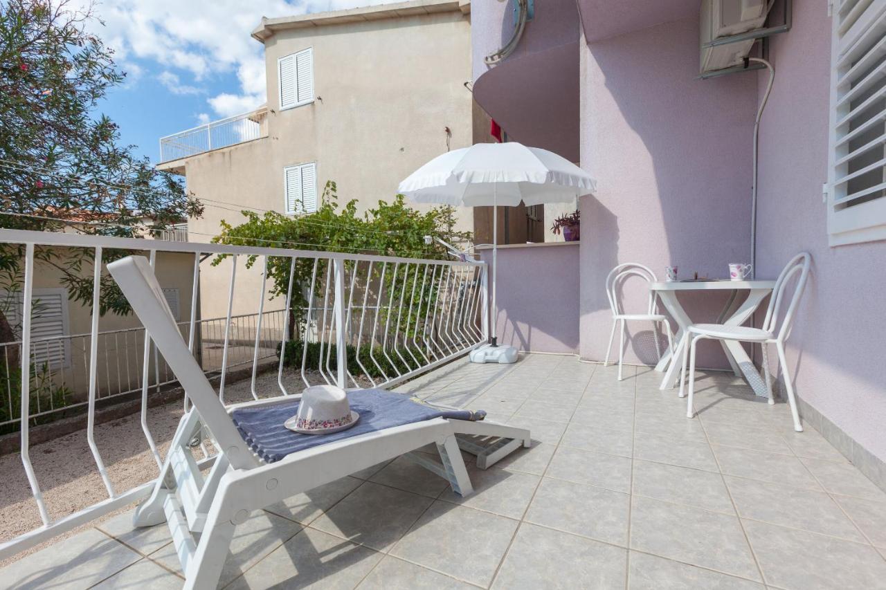 Apartments Dragan Baška Voda エクステリア 写真