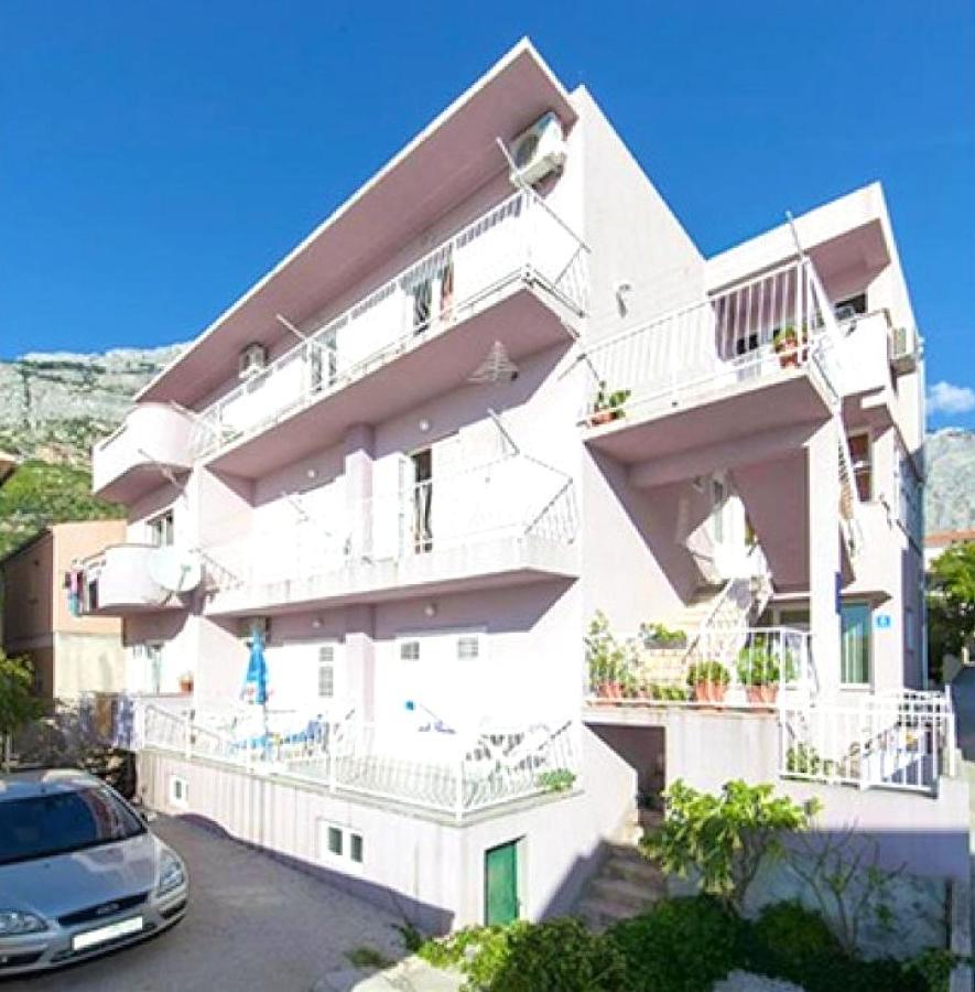 Apartments Dragan Baška Voda エクステリア 写真